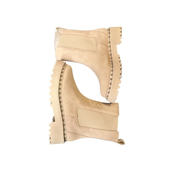 Vince Camuto Women's Meendey Chelsea Pull On Bootie Boot Size 9M Milky White NIB - Picture 5 of 8